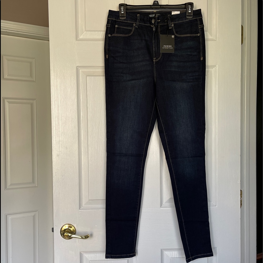 Simply Vera Wang high rise skinny jeans BNWT!